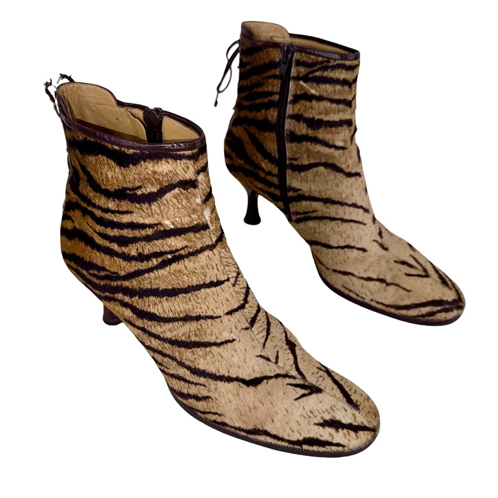 CHARLES JOURDAN ANKLE BOOTS IN ZEBRA PRINT